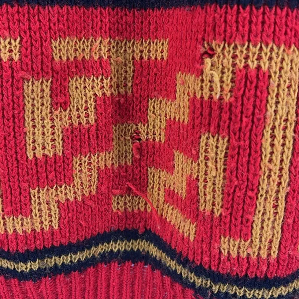 Vintage Le Tigre geometric Aztec Tribal print crewneck pullover grandpa sweater